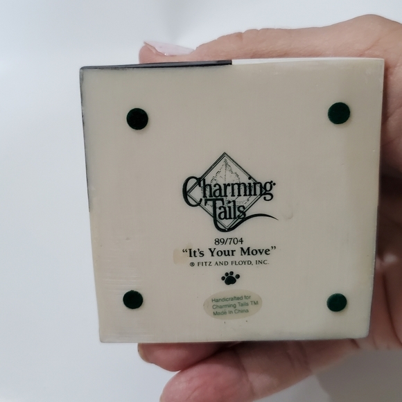 Charming tails Chess Fitz & Floyd "It's Your Move" Queens Gambit L👀K 🐀♟️ - Picture 3 of 15